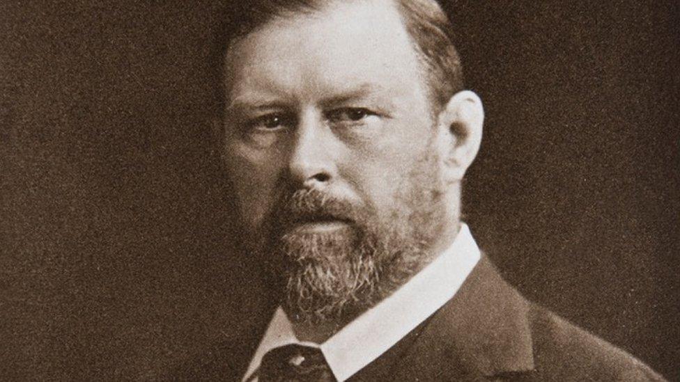 A photo of Bram Stoker taken in 1906