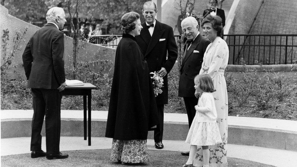 Queen and the Duke of Edinburgh meeting Lord Zuckerman, financier Charles Clore, Vivien Duffield, his daughter and Arabella Duffield