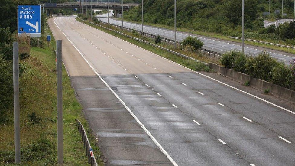 M1 closure in Hertfordshire