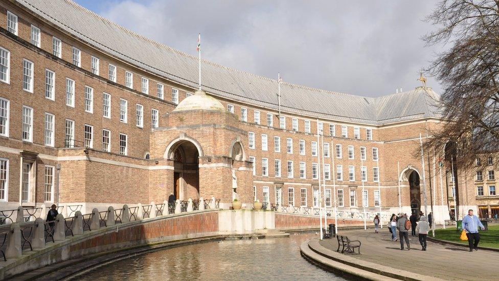 City Hall, Bristol