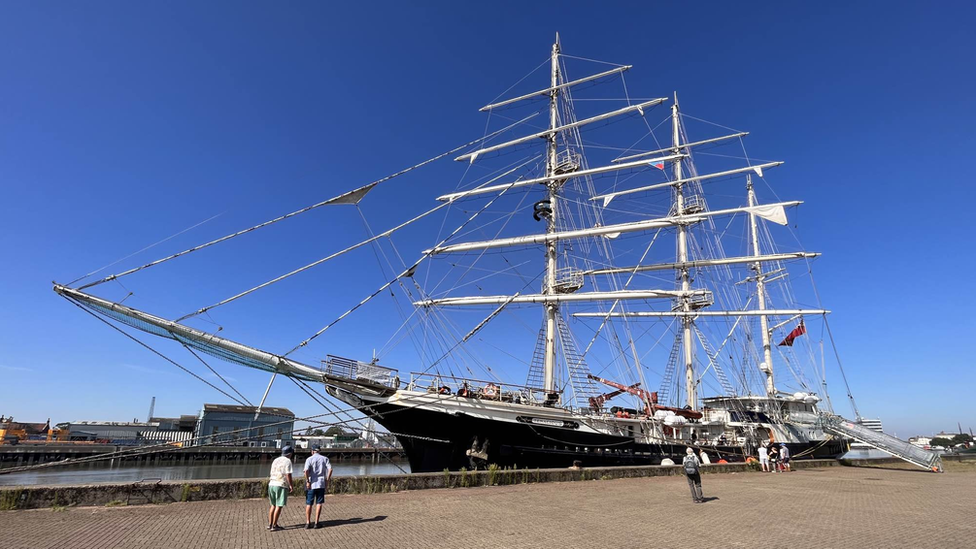 Tenacious at Great Yarmouth's South Quay