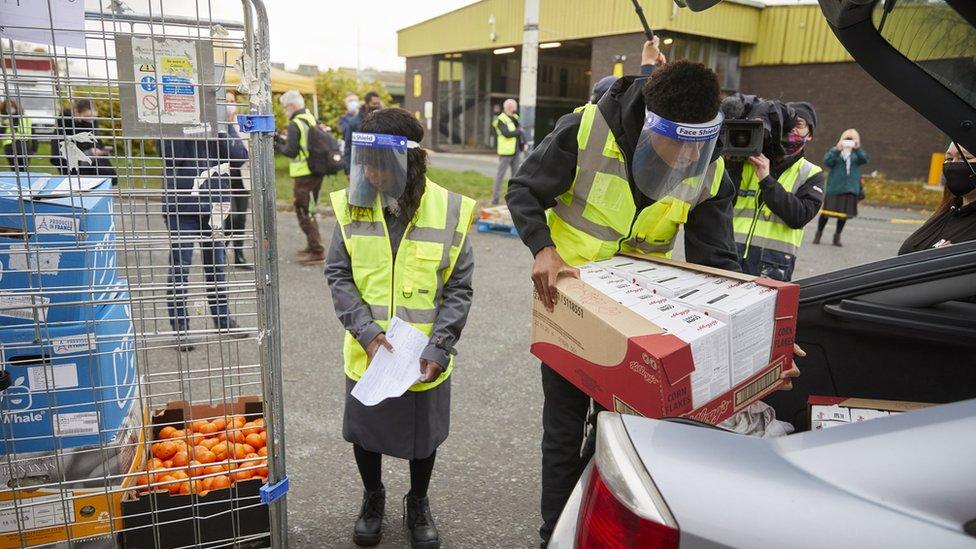 Rashford at a food bank helping out