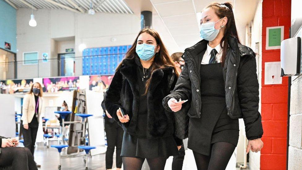 School pupils in face masks