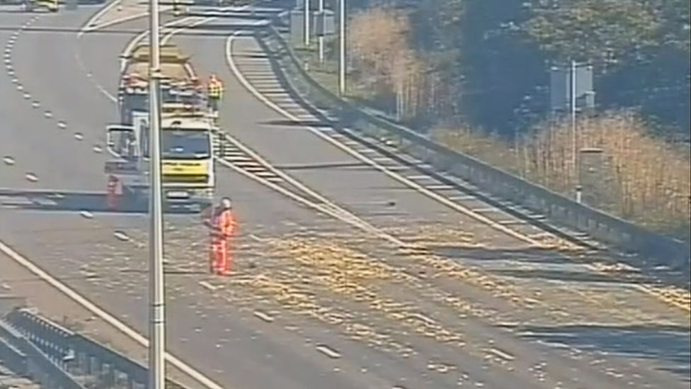 Spillage on M25 motorway