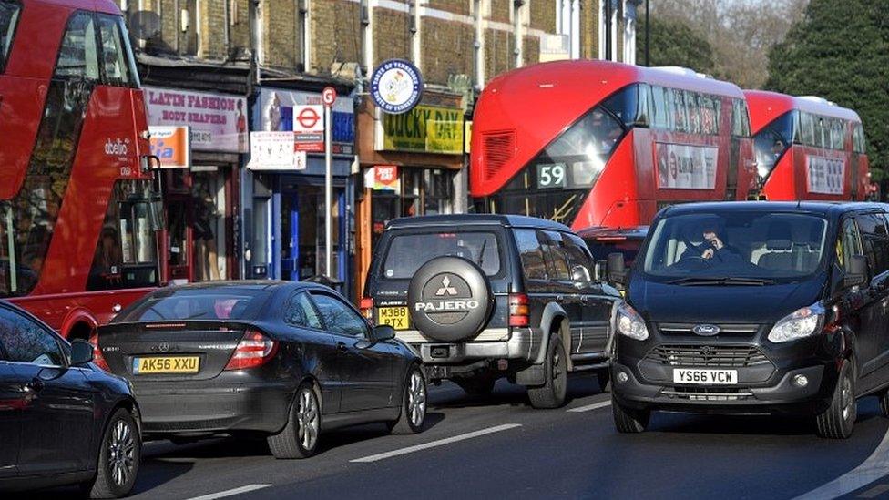 Traffic on Brixton Road