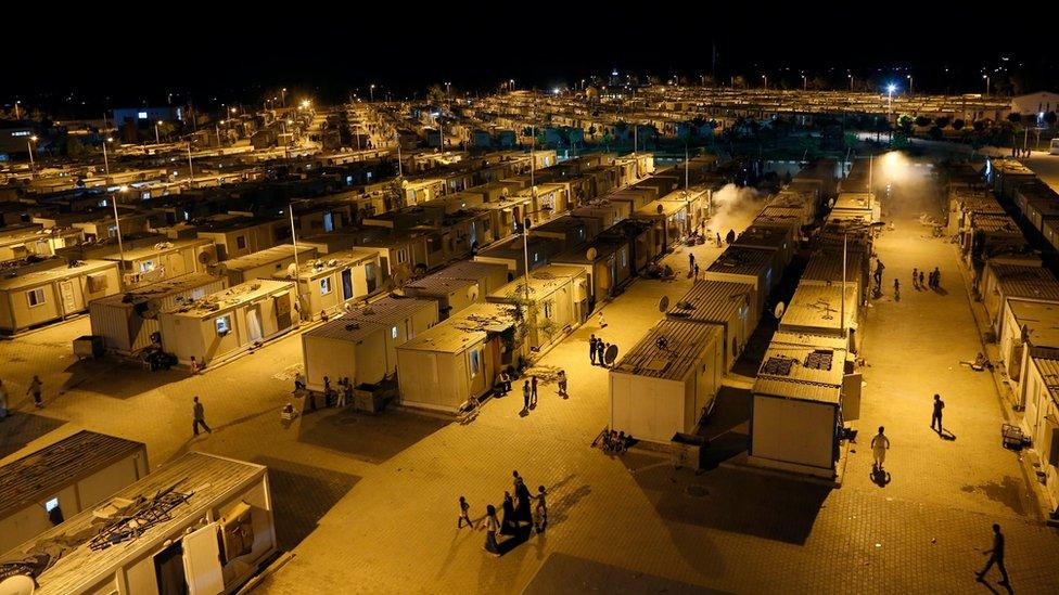 A general view shows Syrian refugees at Harran Refugee Camp in Sanliurfa, southeast of Turkey, 23 September 2015.