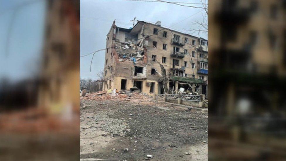 Damage to building captured as Harry Lee fled Kharkiv