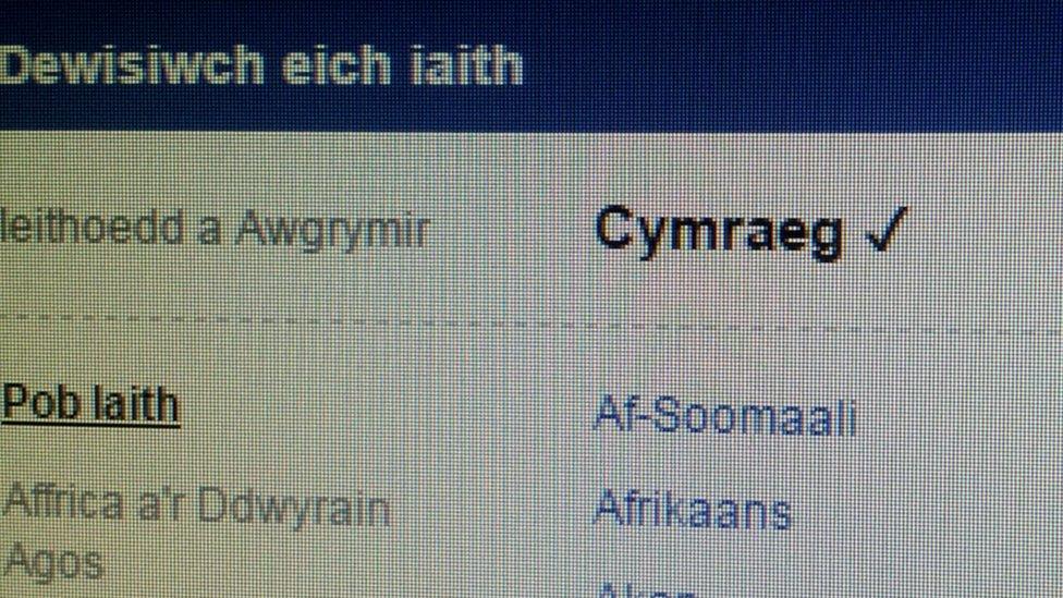 Cymraeg ar Facebook