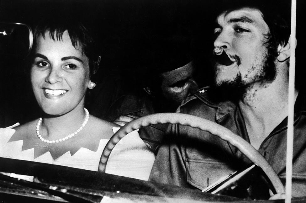 Che Guevara and wife Aleida on honeymoon