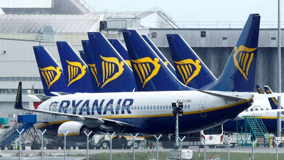 Ryanair planes