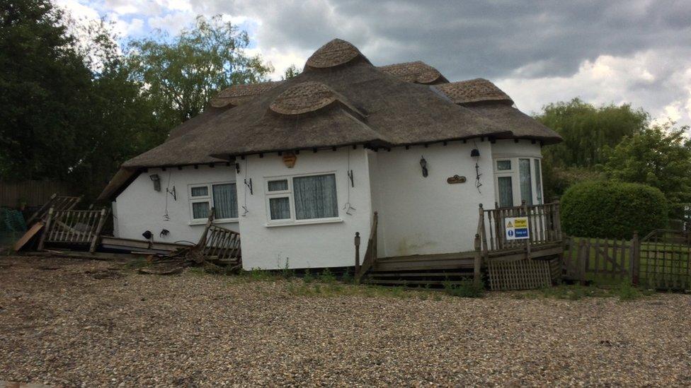 Sinking cottage