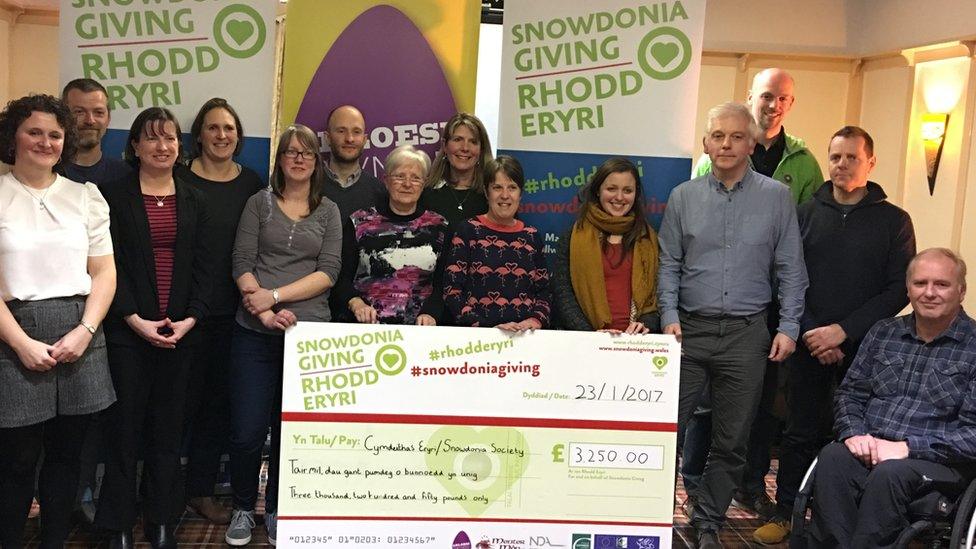 Cheque being presented by Snowdonia Giving, January 2017