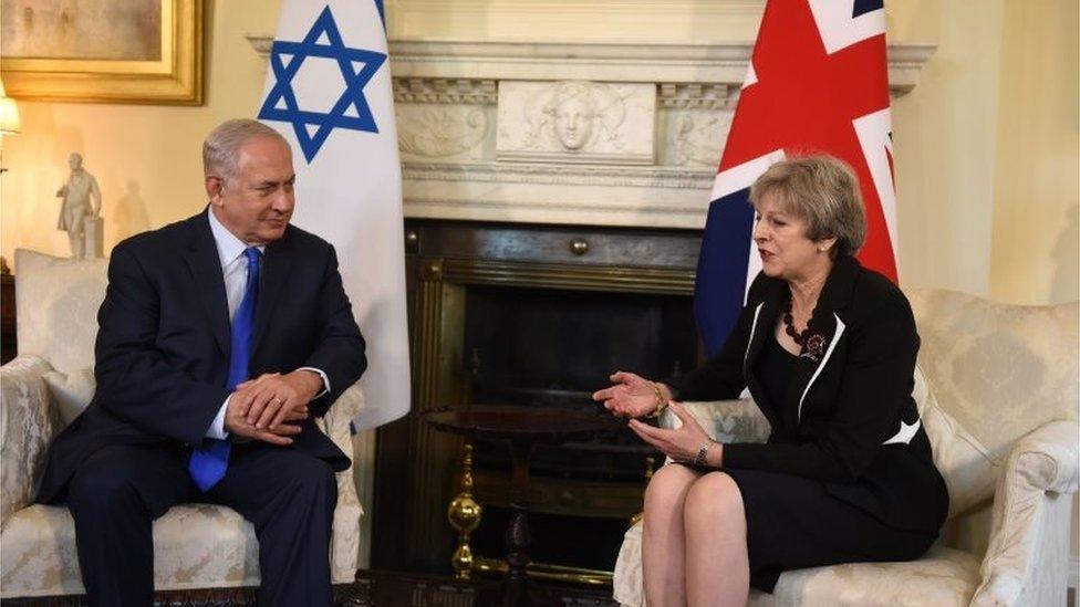 Benjamin Netanyahu and Theresa Map (02/11/17)