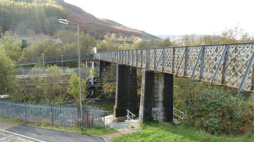 Brook Street Footbridge