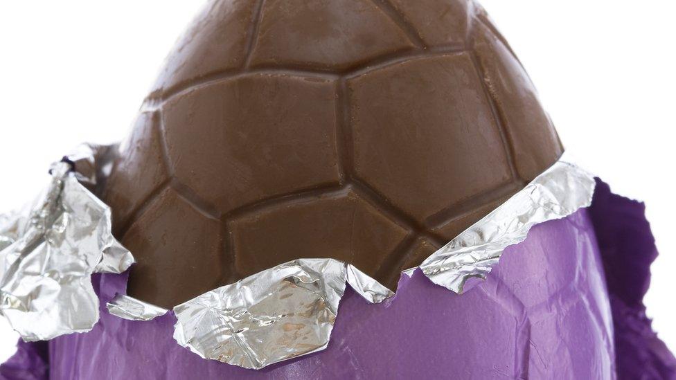 Chocolate egg