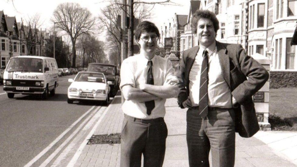 Mark Drakeford a Rhodri Morgan