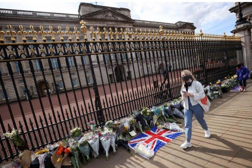 Flowers outside Buckingham Palace