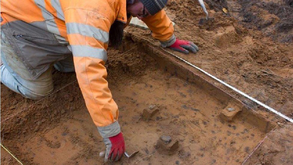 archaeologists find Stone Age artefacts