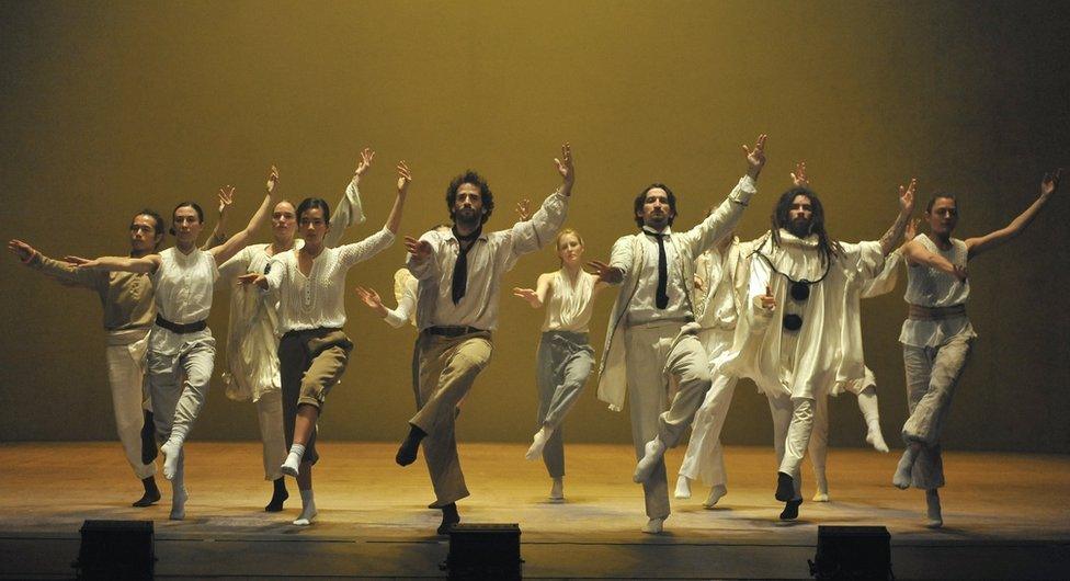 Artists perform in Sun a production of Hofesh Shechter company