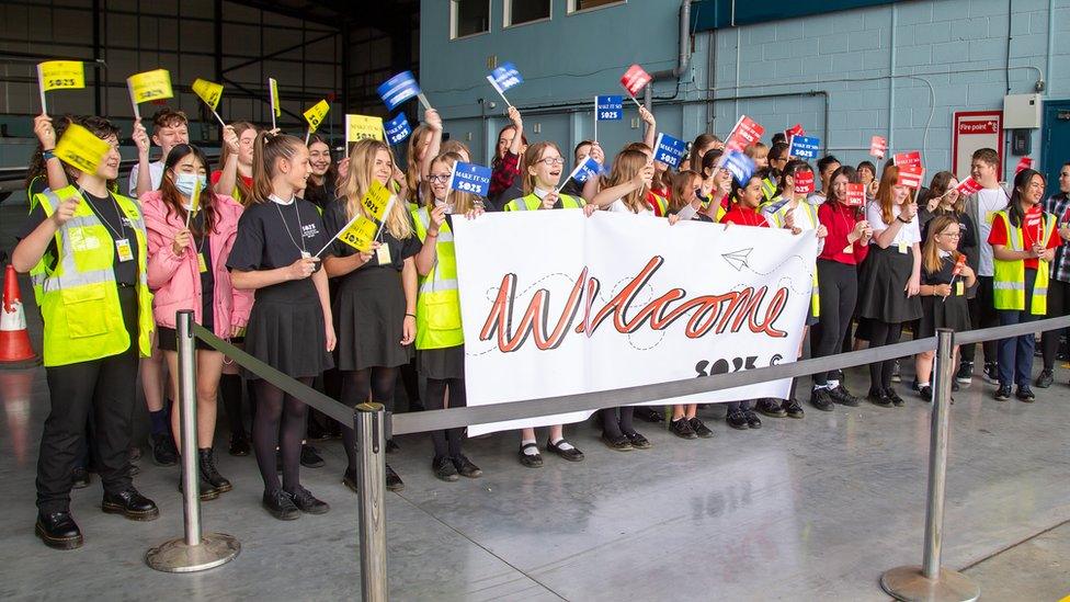 Kids Welcome Sign