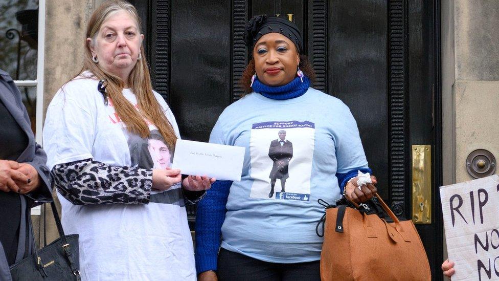 Allan Marshall's aunt Sharon McFadyen and Sheku Bayoh's eldest sister Kosna Bayoh deliver the letter to Bute House in Edinburgh