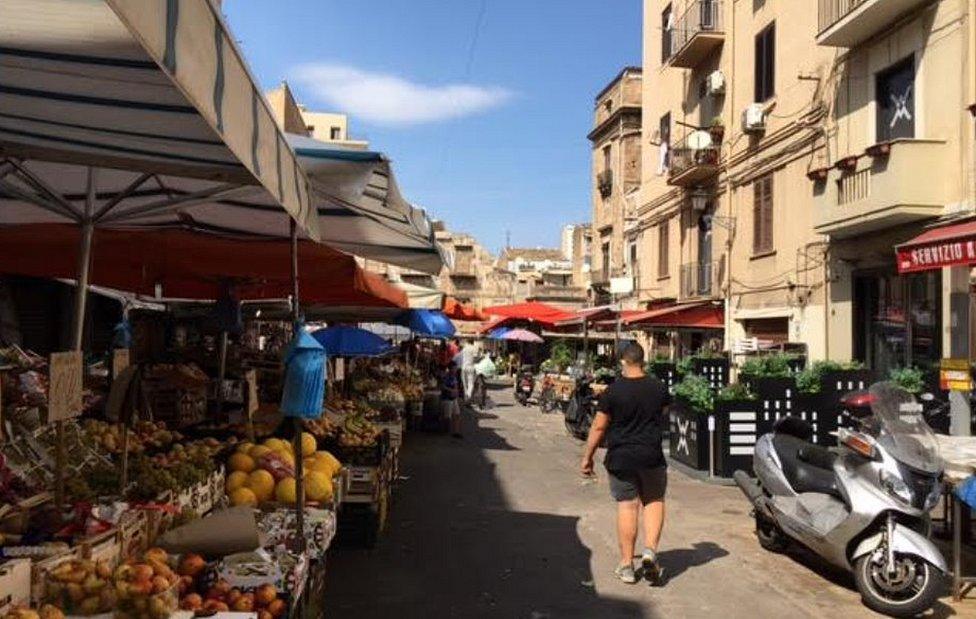 Palermo street (pic by Laurence Peter, BBC)