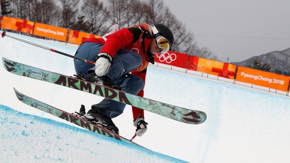 Elizabeth Swaney in the half pipe