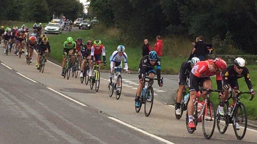 Tour of Britain riders head for Llanberis