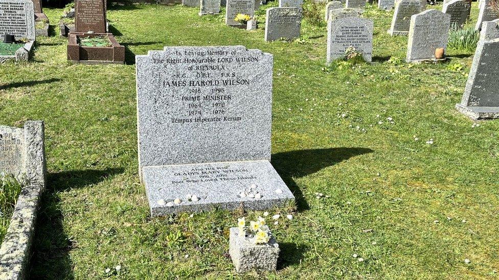 Harold Wilson grave