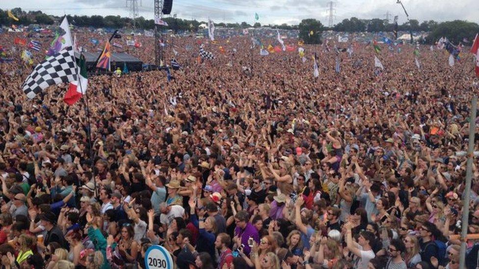 Glastonbury crowd