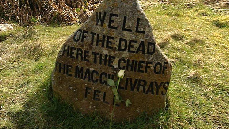 Clach chuimhneachain air Àraich Bhlàir Chùil Lodair