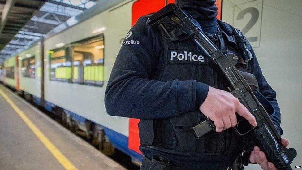 Police officer on the Brussels metro in November 2015