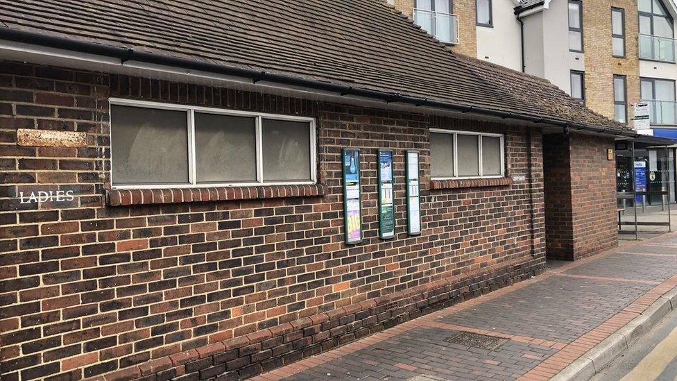 A public toilet in Knaphill