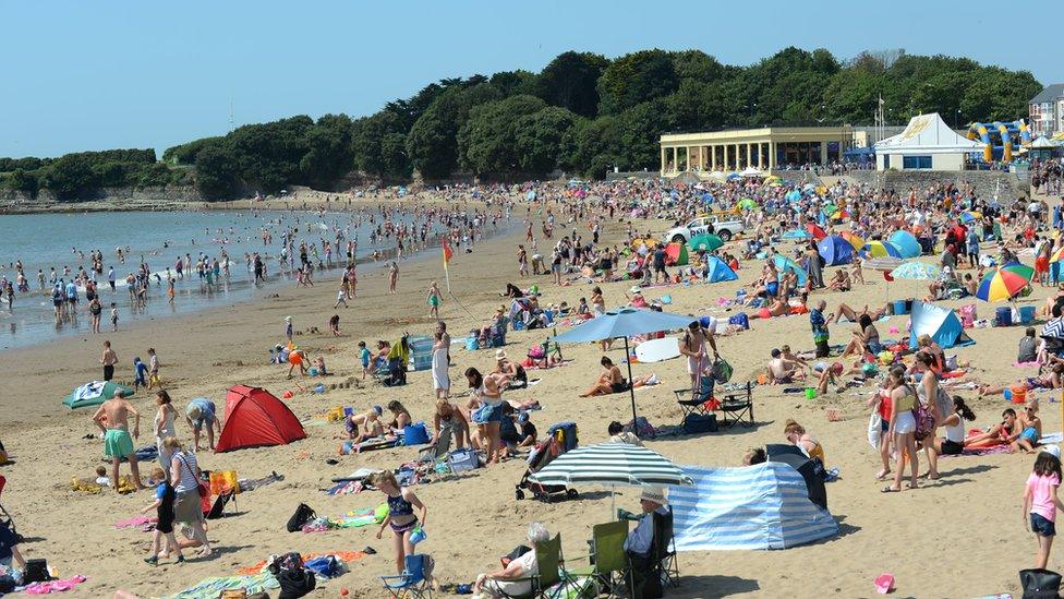 Crowds on the beach in Barry Island