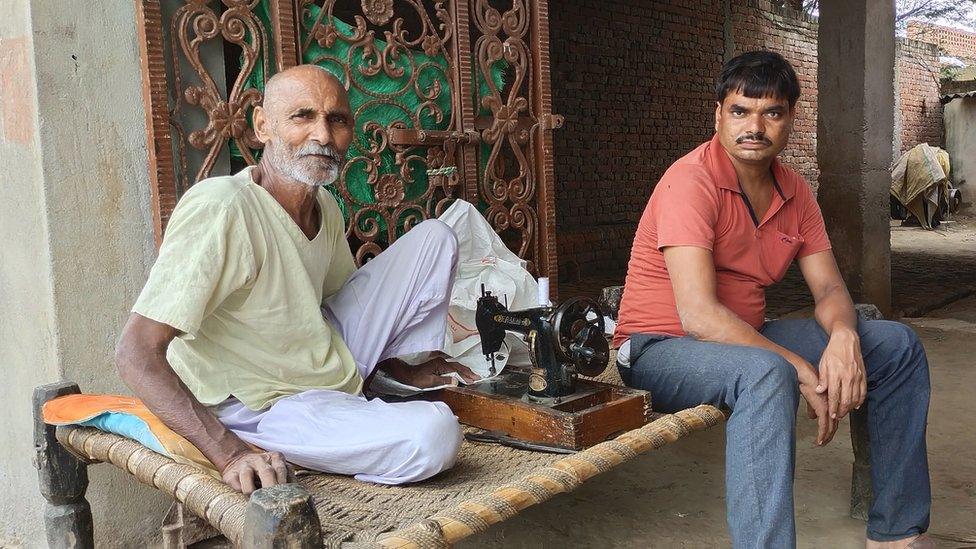 Balbir Singh (left)