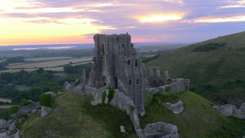 Corfe Castle ruins.