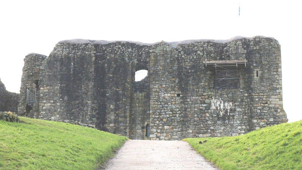 Dundonald Castle