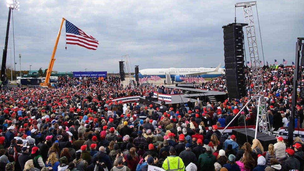 Crowd in Muskegon Michigan