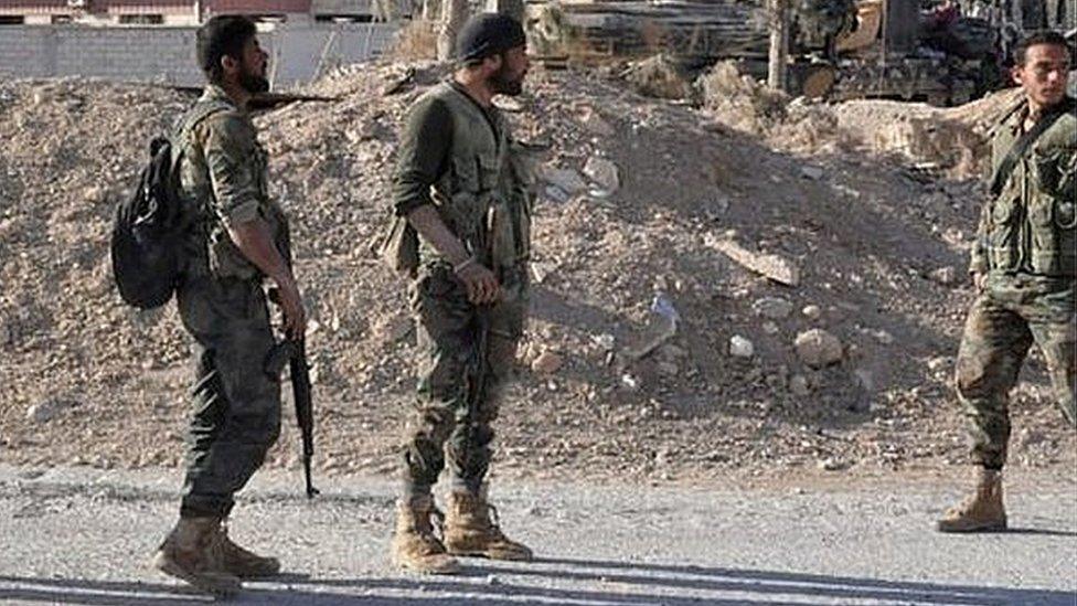 Syrian troops in al-Qaryatain on 03/04/16 (picture from Syrian Arab News Agency (Sana)