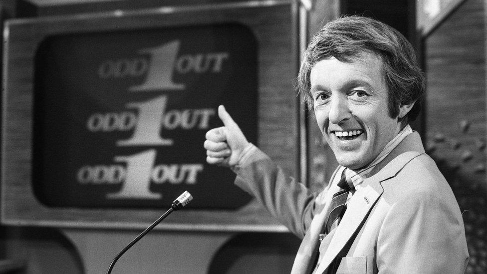 Paul Daniels in Odd One Out