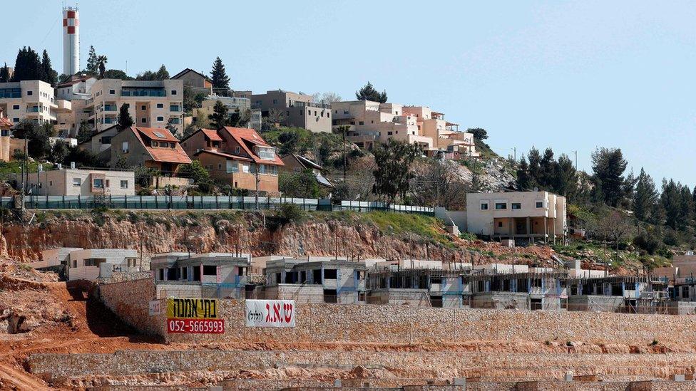 Houses under construction in the Jewish settlement of Shilo in the occupied West Bank (30 March 2017)