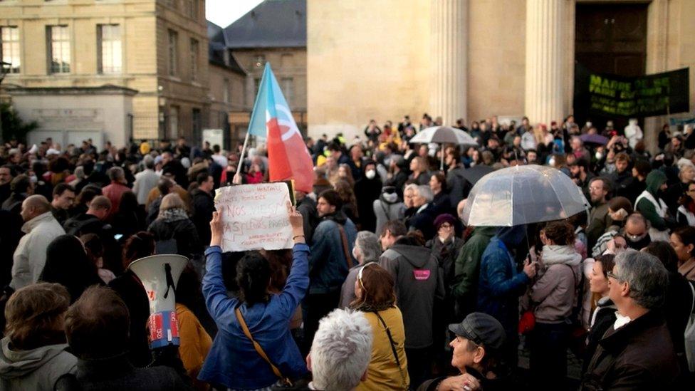 Residents protest against the owners of the Lubrizol factory and the authorities suspected of "hiding the truth" about the fire that broke out in the compound in Rouen north-western France, 1 October 2019