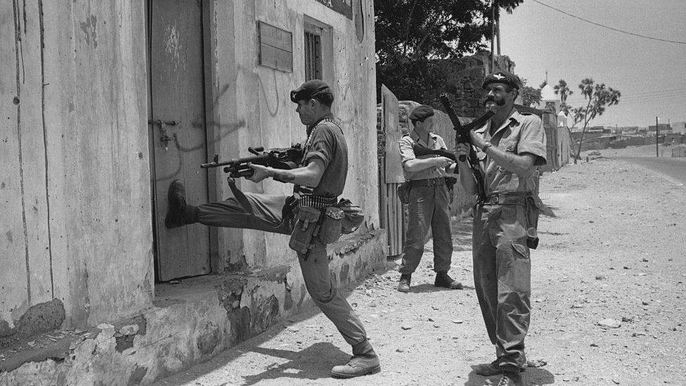 British soldiers in Aden during nationalist terrorist attacks aiming to expel British forces from South Arabia