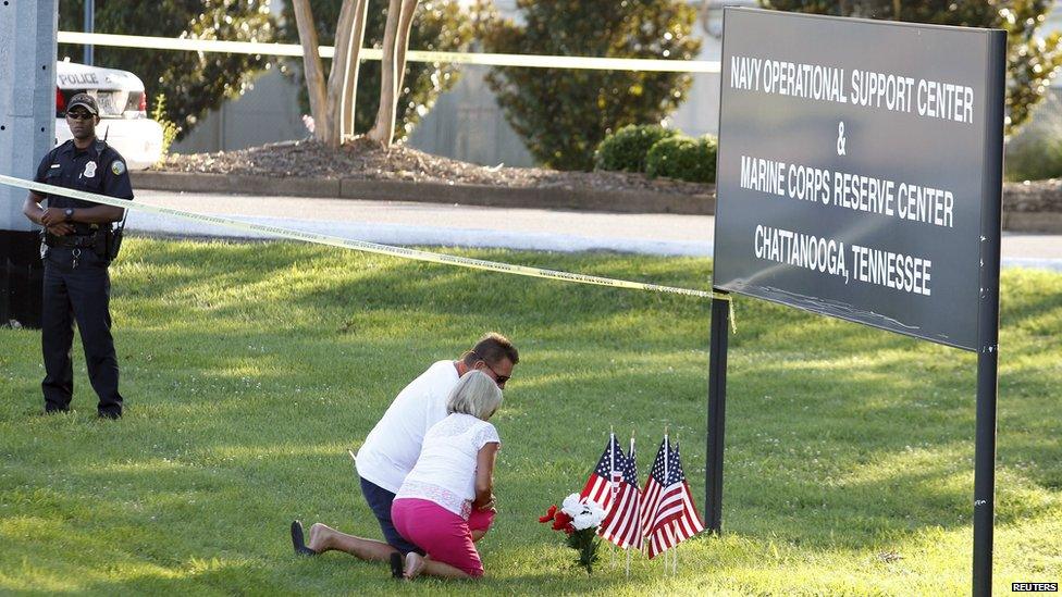 Tributes left at Naval Operational Support and Marine Corps Reserve Center in Chattanooga, Tennessee, on 16 July 2015