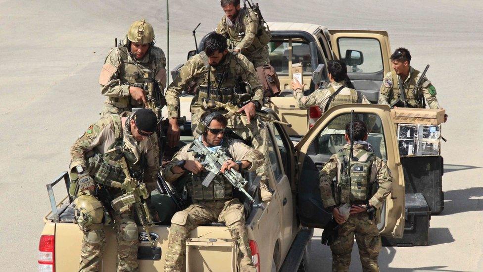 Afghan special forces arriving in Kunduz, 29 September 2015