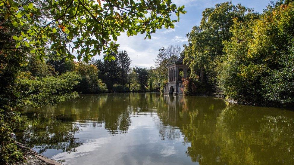 Birkenhead Park