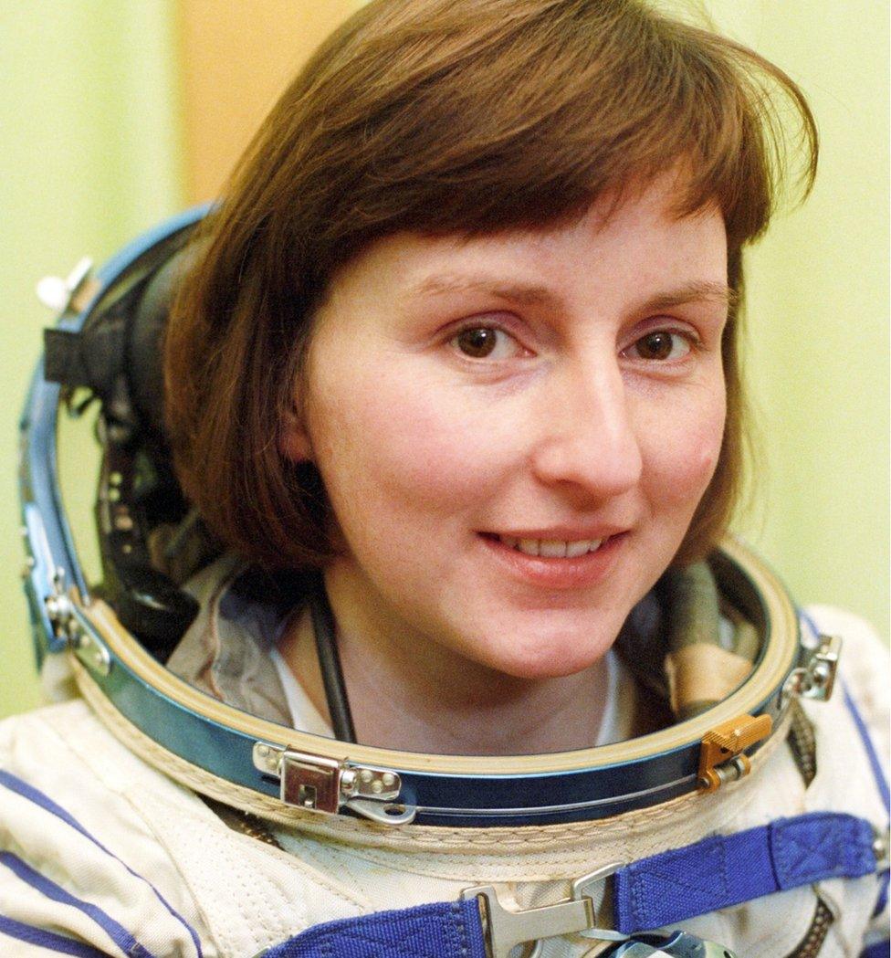 Helen Sharman in uniform in 1991