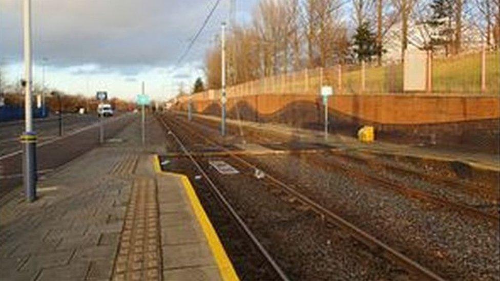 Woodbourne Road tram shop crossing