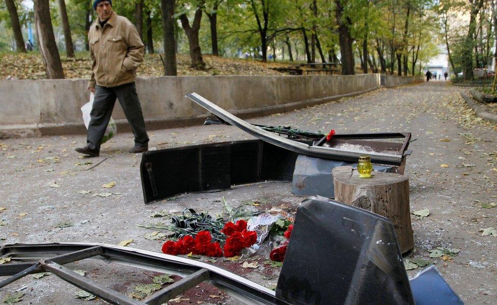 Flowers laid near where Motorola was killed, 17 Oct 16