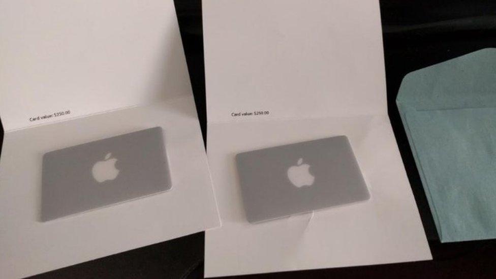 Apple gift vouchers